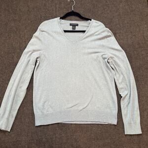 Banana Republic Luxury Blend V-Neck Sweater – Light Gray (Men’s L)